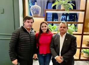 Alcaldesa de Villa de Reyes estrecha lazos con Coparmex