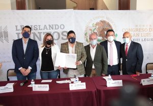 Presenta el Gobernador Ricardo Gallardo iniciativa para crear la Guardia Civil