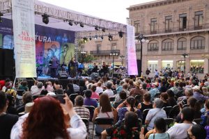 Gobierno de la Capital celebró con festival musical a las mamás potosinas