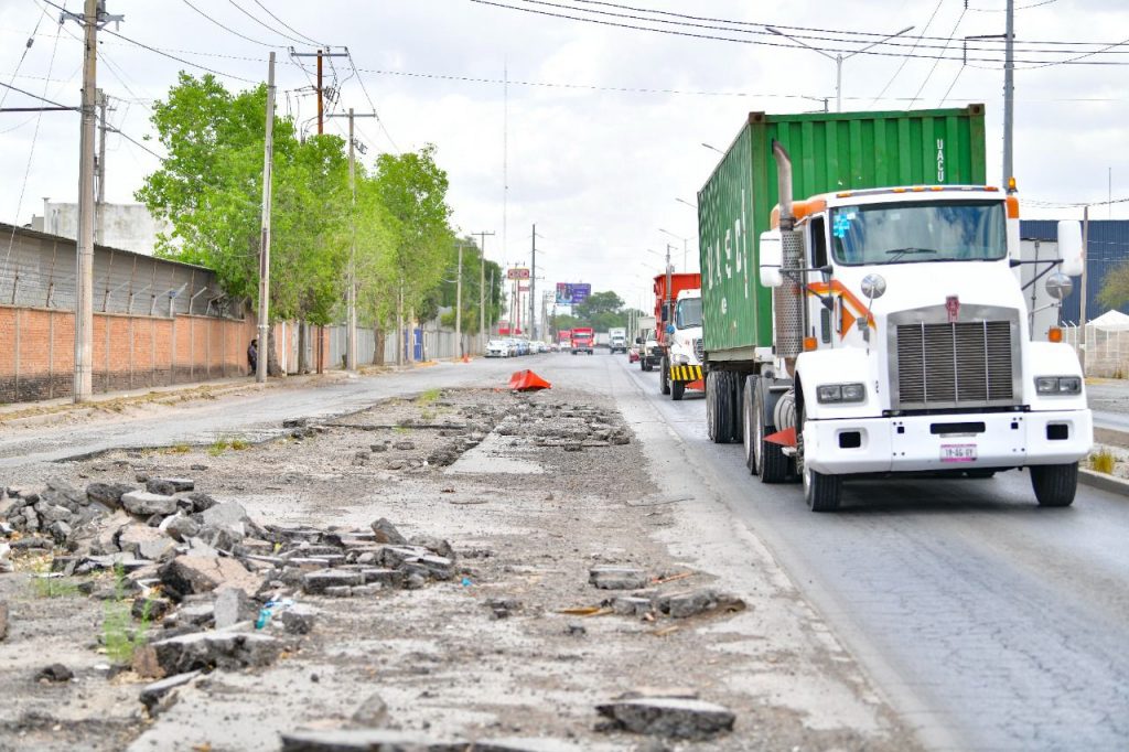 El nuevo Gobierno estatal iniciará su reparación total desde avenida Salvador Nava Martínez hasta la Zona Industrial