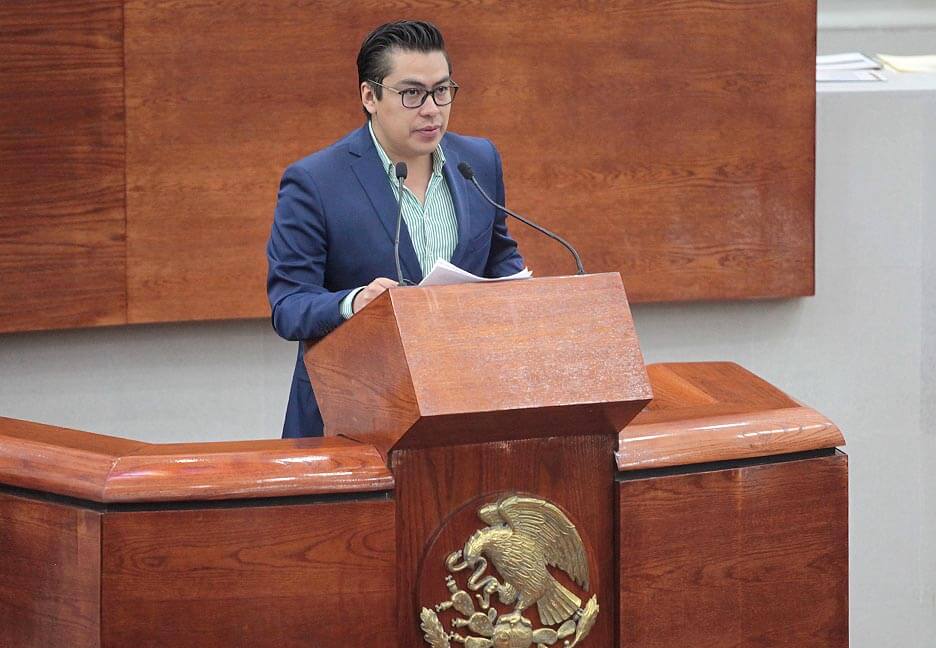 Badillo Moreno propuso una iniciativa de reforma el artículo 103; y se adiciona la fracción XIII a la Ley Orgánica del Poder Legislativo