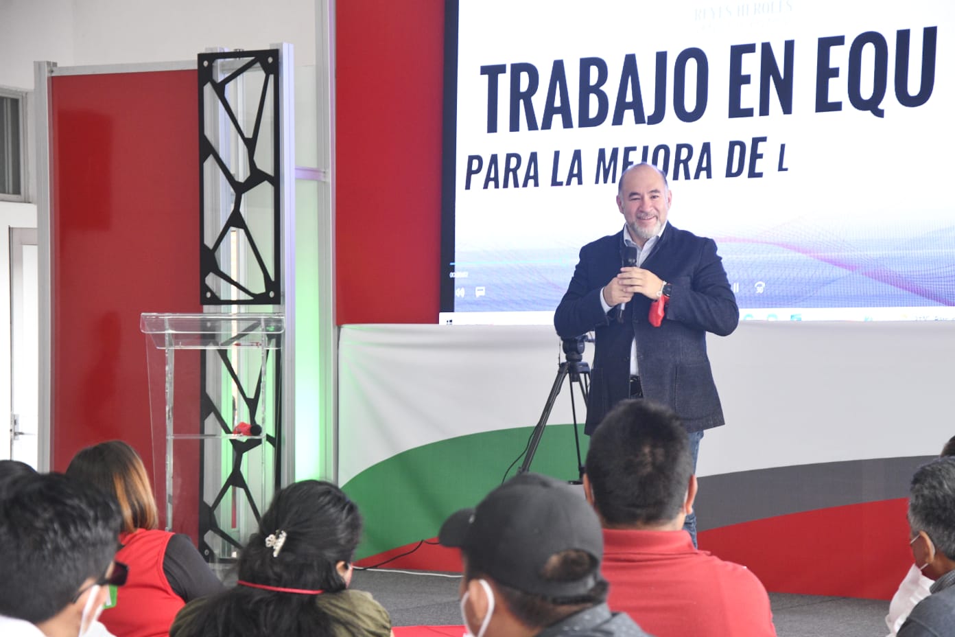 Galindo aperturó esta mañana el taller Trabajo en equipo para la mejora de la democracia, convocado por el Instituto Reyes Heroles (IRH)