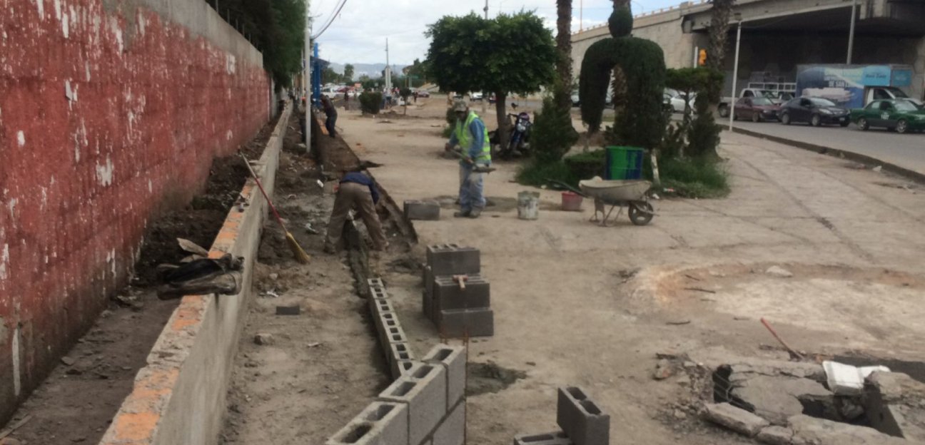 La reestructuración y remodelación del acceso principal del municipio muestran significativos avances, informa el Ayuntamiento de Soledad