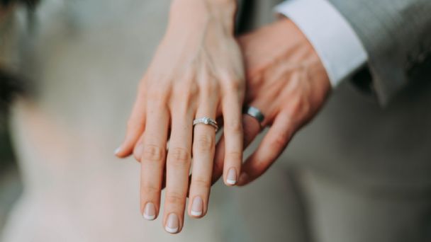 IMSS lanzó una Solicitud de Ayuda para Gastos de Matrimonio con la cual apoya a parejas que contrajeron matrimonio por el civil.