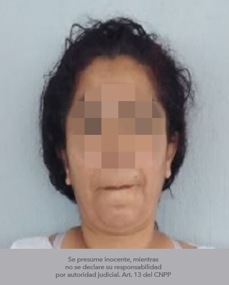 Fue detenida por policías de investigación, una mujer de 45 años de edad por su presunta participación en el delito de extorsión.