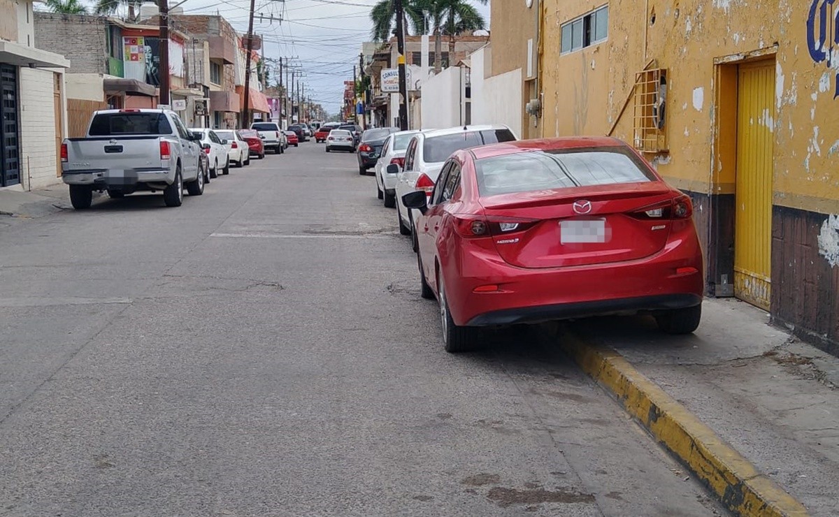 SIGUE FASE DE SÓLO APERCIBIMIENTOS PARA EVITAR OBSTRUCCIÓN DE BANQUETAS