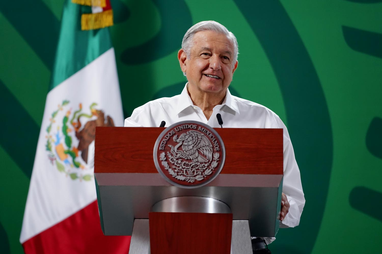 Celebra AMLO asistencia a la consulta ciudadana