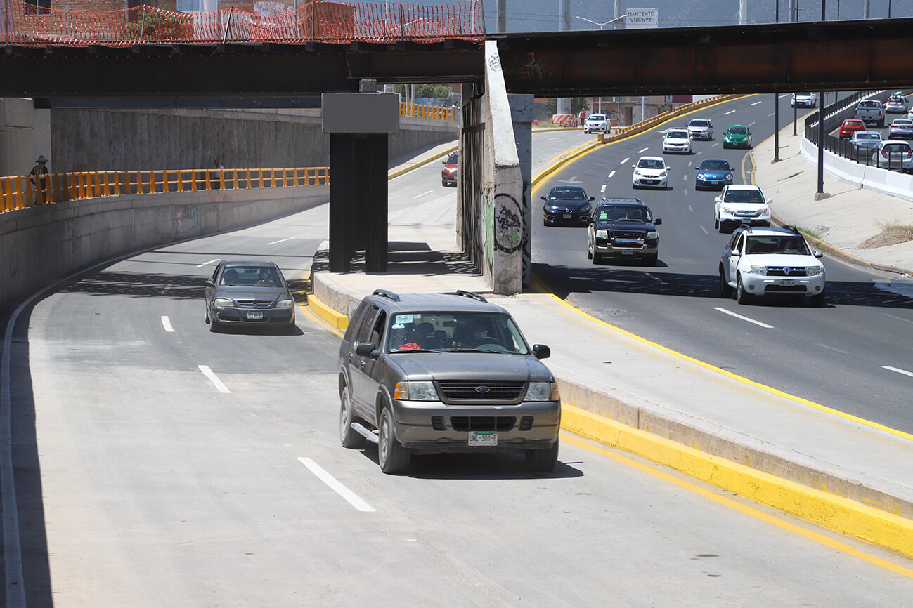 En el banderazo se aperturan carriles laterales debido a la ampliación del Puente PEMEX, Nava Palacios recordó que este proyecto se tenía planeado desde hace más de 20 años