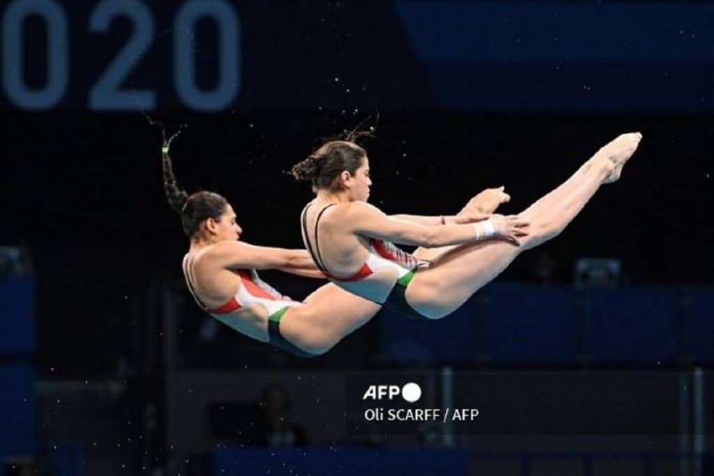 Las clavadista mexicanas Alejandra Orozco y Gabriela Agúndez clasificaron este miércoles a las semifinales en la plataforma de 10 metros