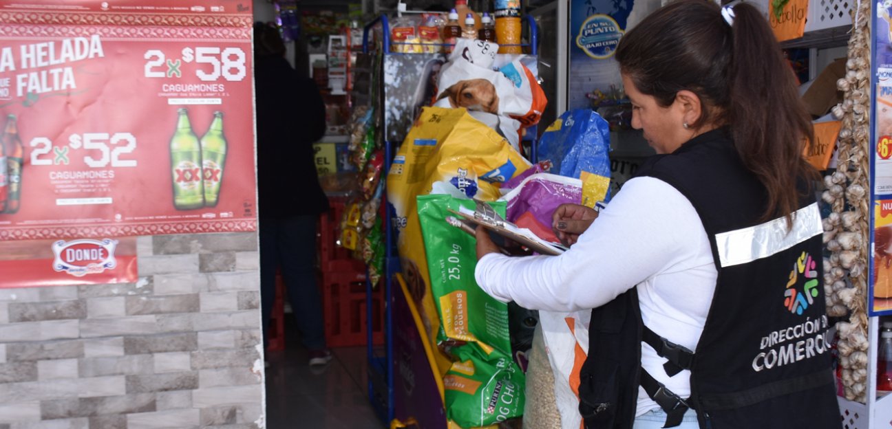 Soledad hace un llamado a los comerciantes establecidos e informales, para que se abstengan de hacer uso de banderines publicitarios