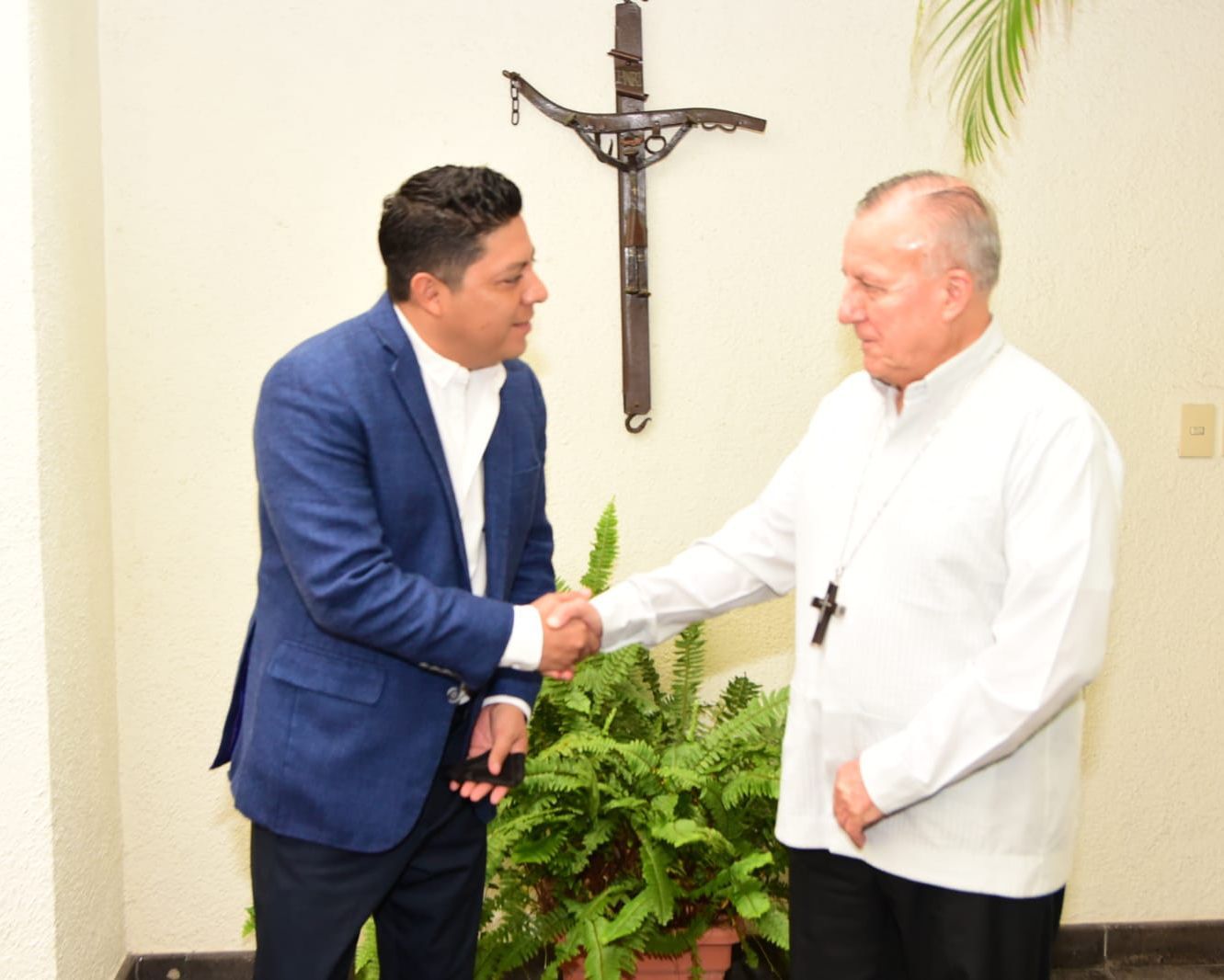 Cabrero Romero, expresó que la iglesia católica apoyará y cooperará en lo que a sus actividades corresponda para que exista gobernabilidad en SLP