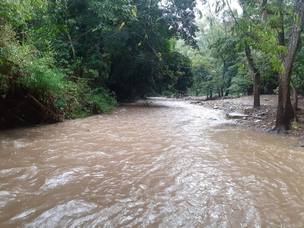 Derivado de las lluvias provocadas por el huracán “Grace”, el Gobernador del Estado, encabezó la reunión del Comité de Protección Civil
