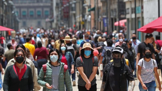 México registra 21 mil 569 contagios por COVID-19 en un día, la segunda cifra más alta en toda la pandemia