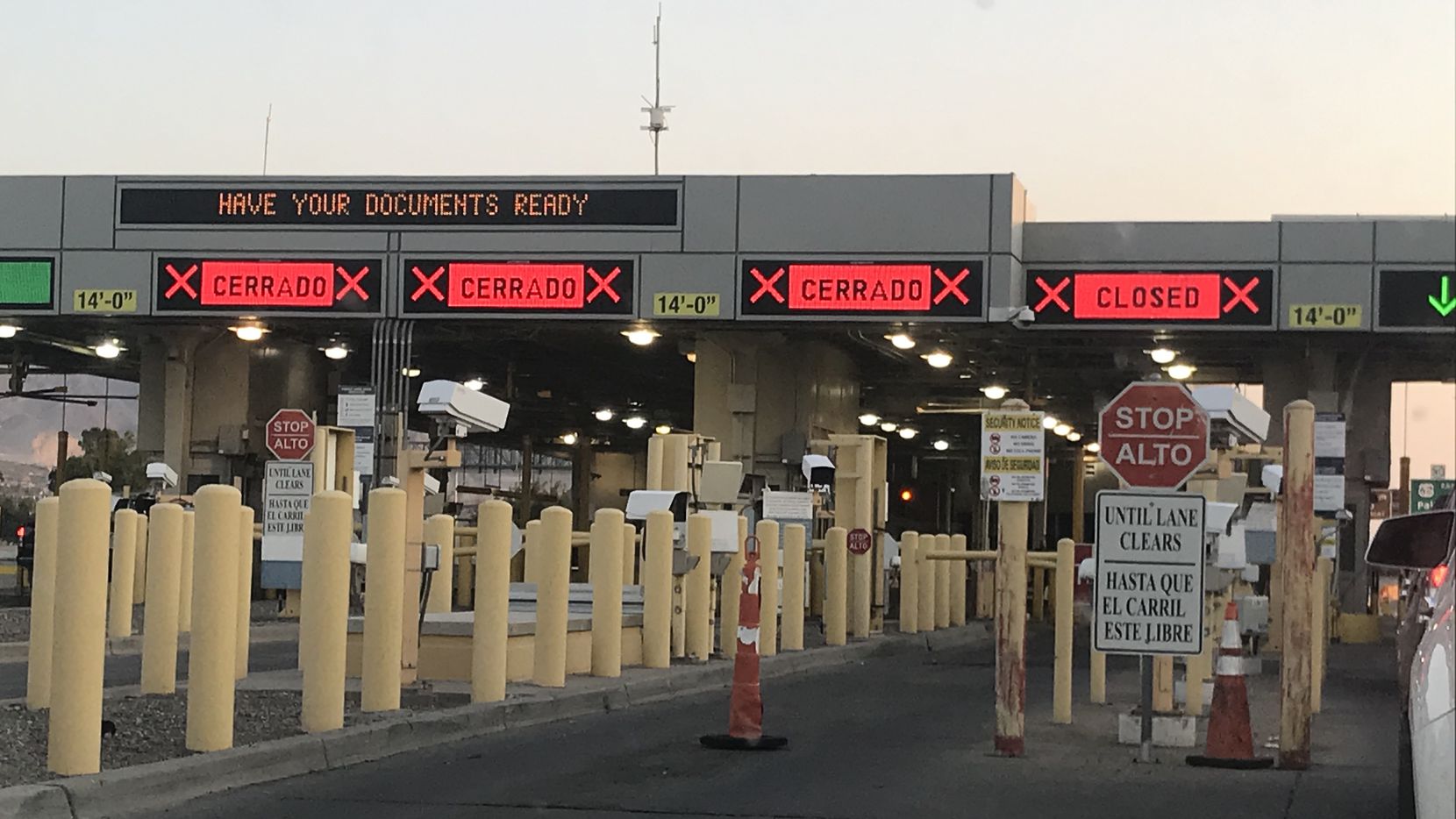 Frontera México-Estados Unidos permanecerá cerrada por dos meses más