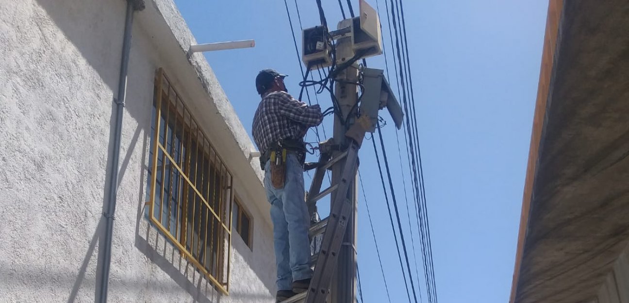 Servicios Municipales de Soledad informa que en esta temporada de lluvia, los reportes de fallas en el alumbrado público se incrementan en un 10%.