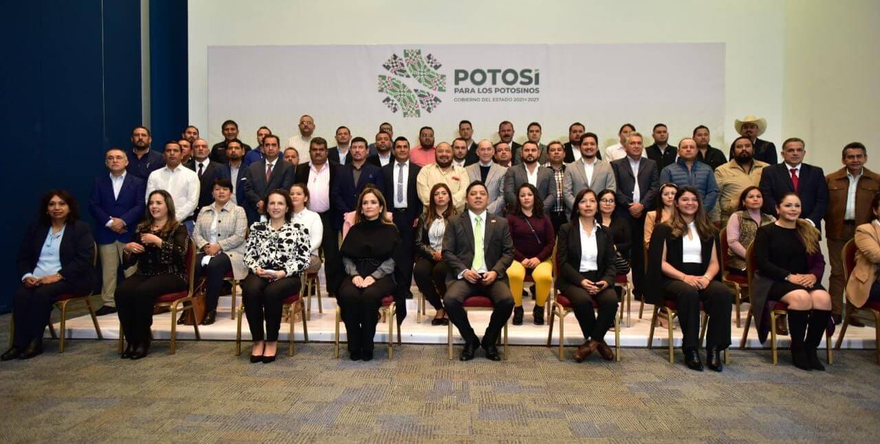 El Gobernador de San Luis Potosí Ricardo Gallardo Cardona anunció el rescate financiero de los Ayuntamientos que enfrentan serios problemas económicos