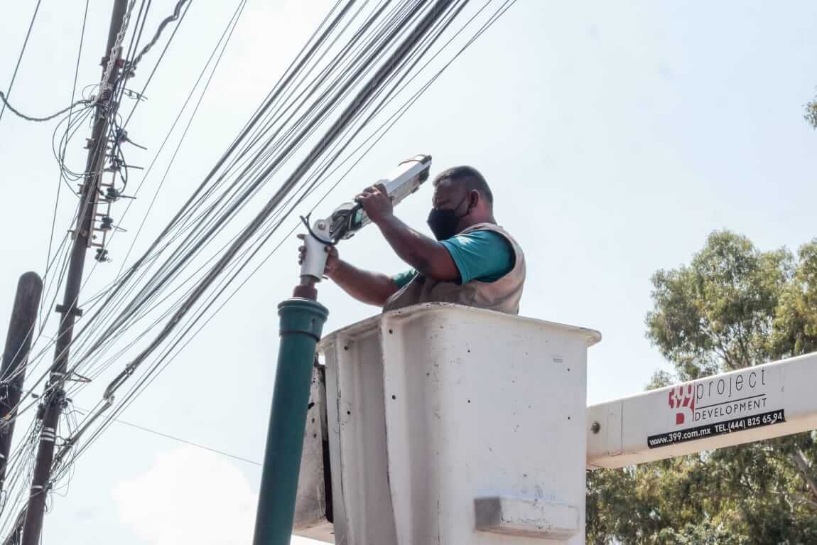 El Gobierno Capital amplió las acciones de mantenimiento en distintas zonas de la ciudad mediante cuadrillas de la Dirección de Servicios Municipales