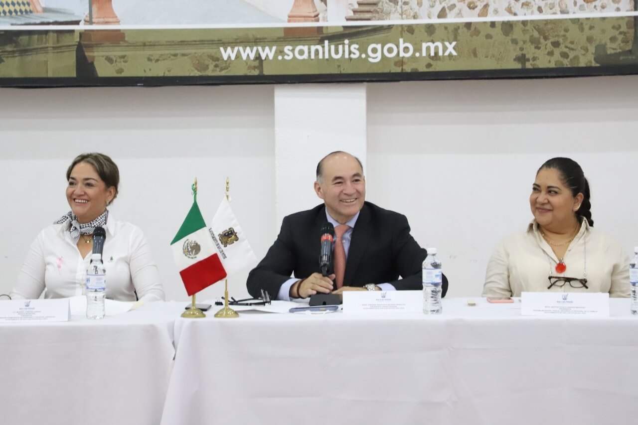 En la instalación de la comisión de Pensiones y Asuntos Laborales,  el alcalde instó a respetar los derechos laborales y cuidar las finanzas.