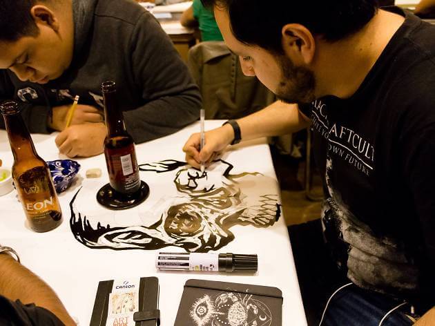 SECULT invita al público en general a la primera edición de Drink and Draw Día de Muertos, un evento nocturno que se llevará a cabo el jueves 28 de octubre