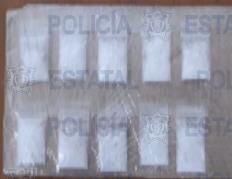 Policías Estatales detuvieron a 9 personas, por el presunto delito de posesión de enervantes, se les aseguró marihuana y 70 dosis de cristal.