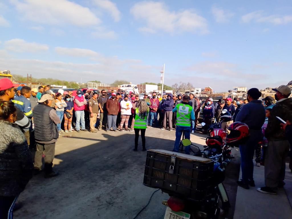 Juárez Herrera  sostuvo una reunión con recolectores de basura del municipio a fin de perfeccionar el servicio que actualmente prestan