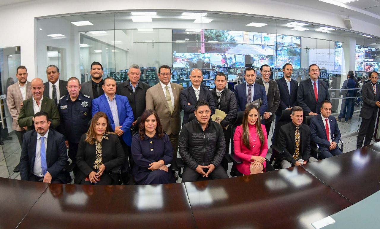 Integrantes del Gabinete de Seguridad y 12 representantes de organismos empresariales decidirán el rumbo y las acciones a tomar para restituir la paz