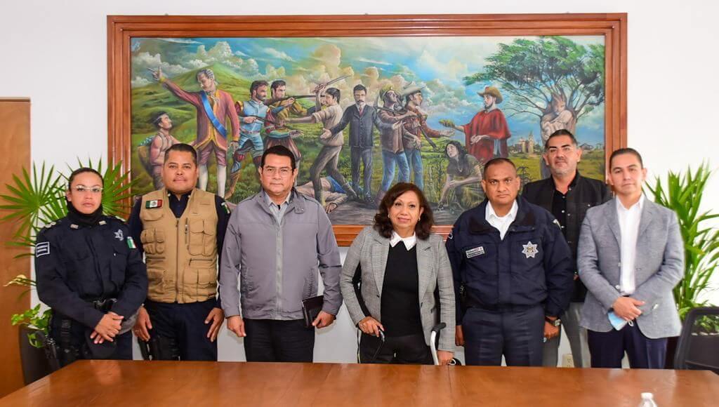 La alcaldesa de Soledad Leonor Noyola, se reunió este martes con el Secretario de Seguridad Pública del Estado, Guzmar Ángel González Castillo.