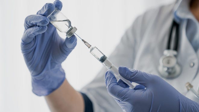 Senado aprueba dar hasta 20 años de cárcel por falsificación de vacunas contra Covid-19