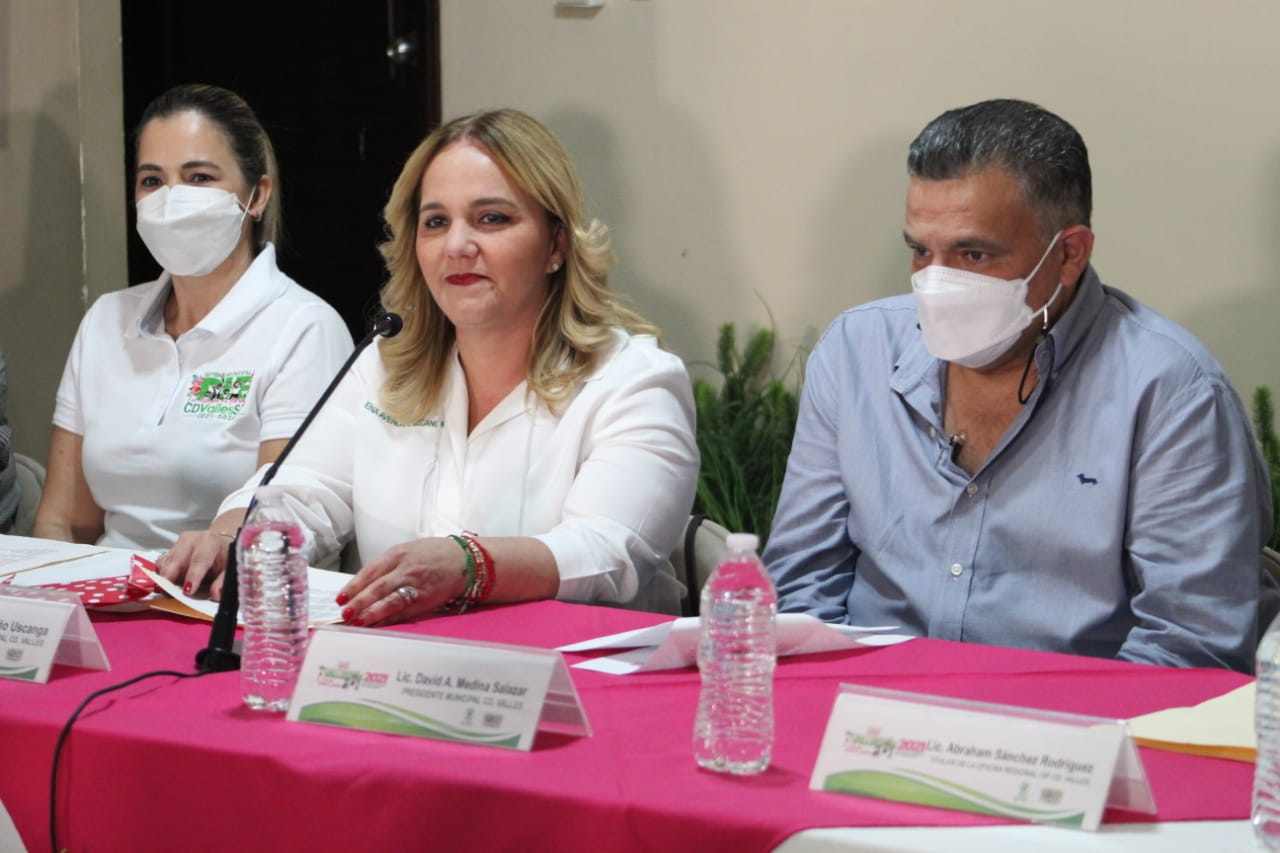 Alcaldes se reúnen en Tierra Nueva para atender a Caravana Migrante