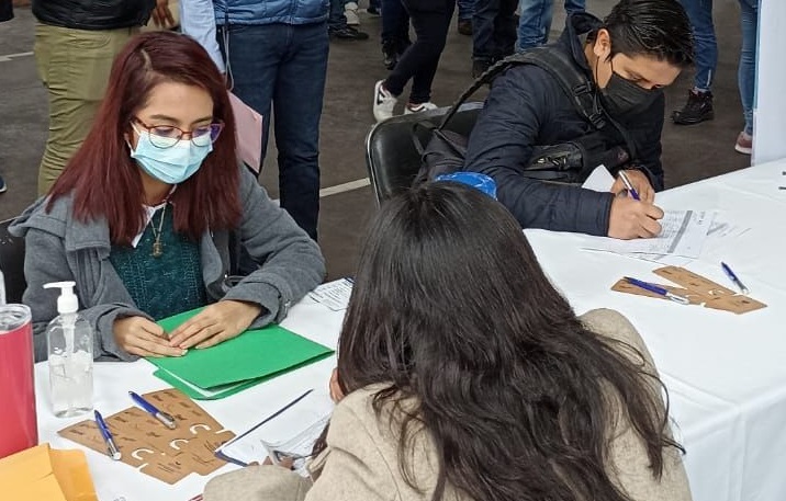 Más de 500 jóvenes encuentran “chamba” en Expo de Inpojuve