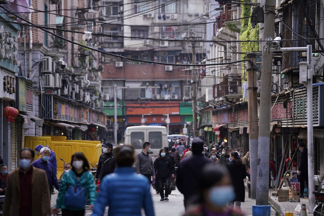 "Paciente cero" de Covid habría sido un vendedor del mercado de Wuhan