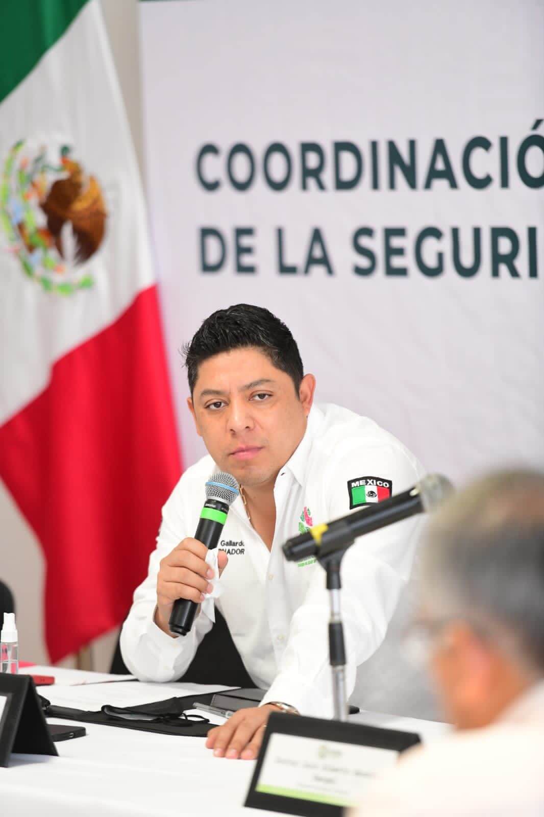 Ricardo Gallardo instruyó que se brindaran las atenciones necesarias a oficiales del grupo de Operaciones Especiales que resultaron lesionados