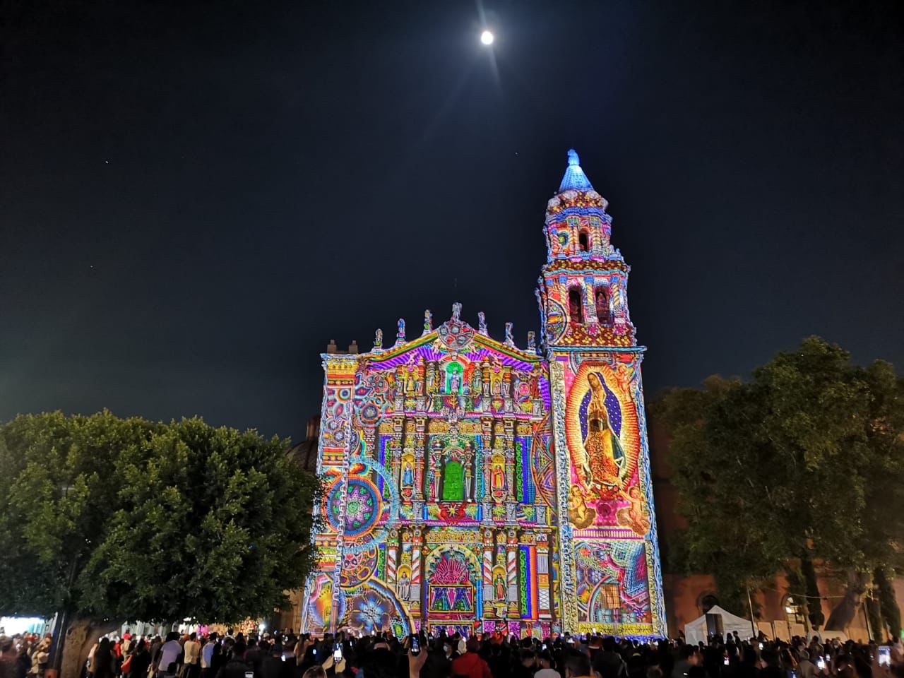 Inicia “Carmeligth 2.0” en Plaza del Carmen, con fusión de luces y sonidos