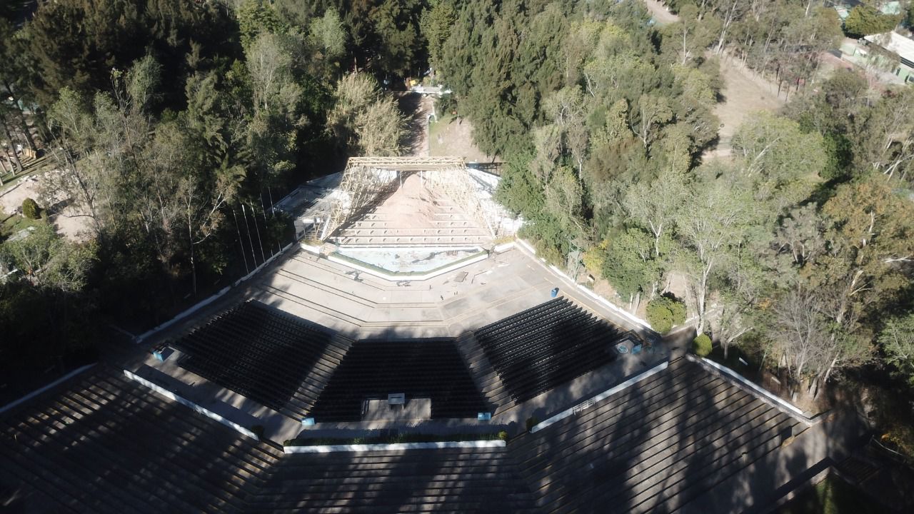 Tras varias décadas atrofiándose en silencio, el emblemático Teatro de la Ciudad del Parque Tangamanga Uno es modernizado