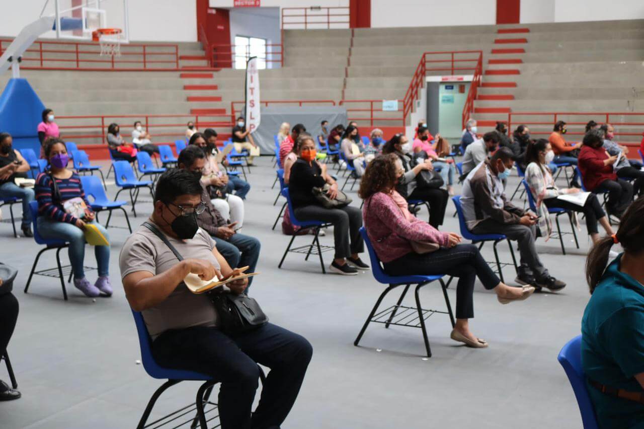 A fin de esperar la efectividad del biológico en el personal educativo, las clases presenciales serán hasta el lunes 24 de enero