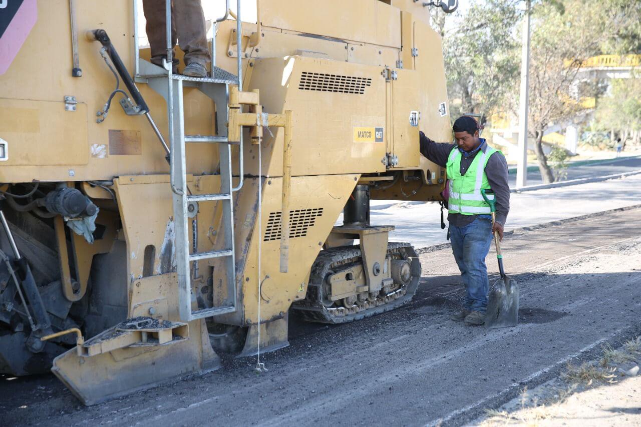 Seduvop reinició trabajos en periférico oriente y cerró el carril central en tramo del cruce de carretera a Rioverde hasta la carretera 57.