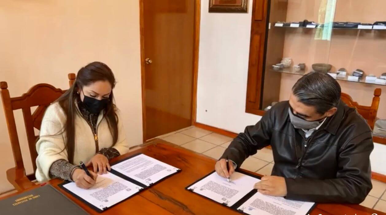 Presidenta de Villa de Reyes y rector de UASLP firmaron un convenio de colaboración, para llevar a cabo de manera conjunta diversos programas