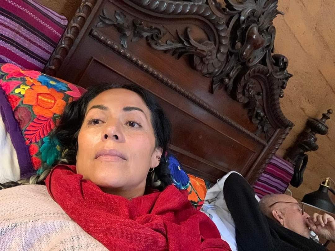 "Me cayó el chahuistle" : Lila Downs da positivo a COVID-19