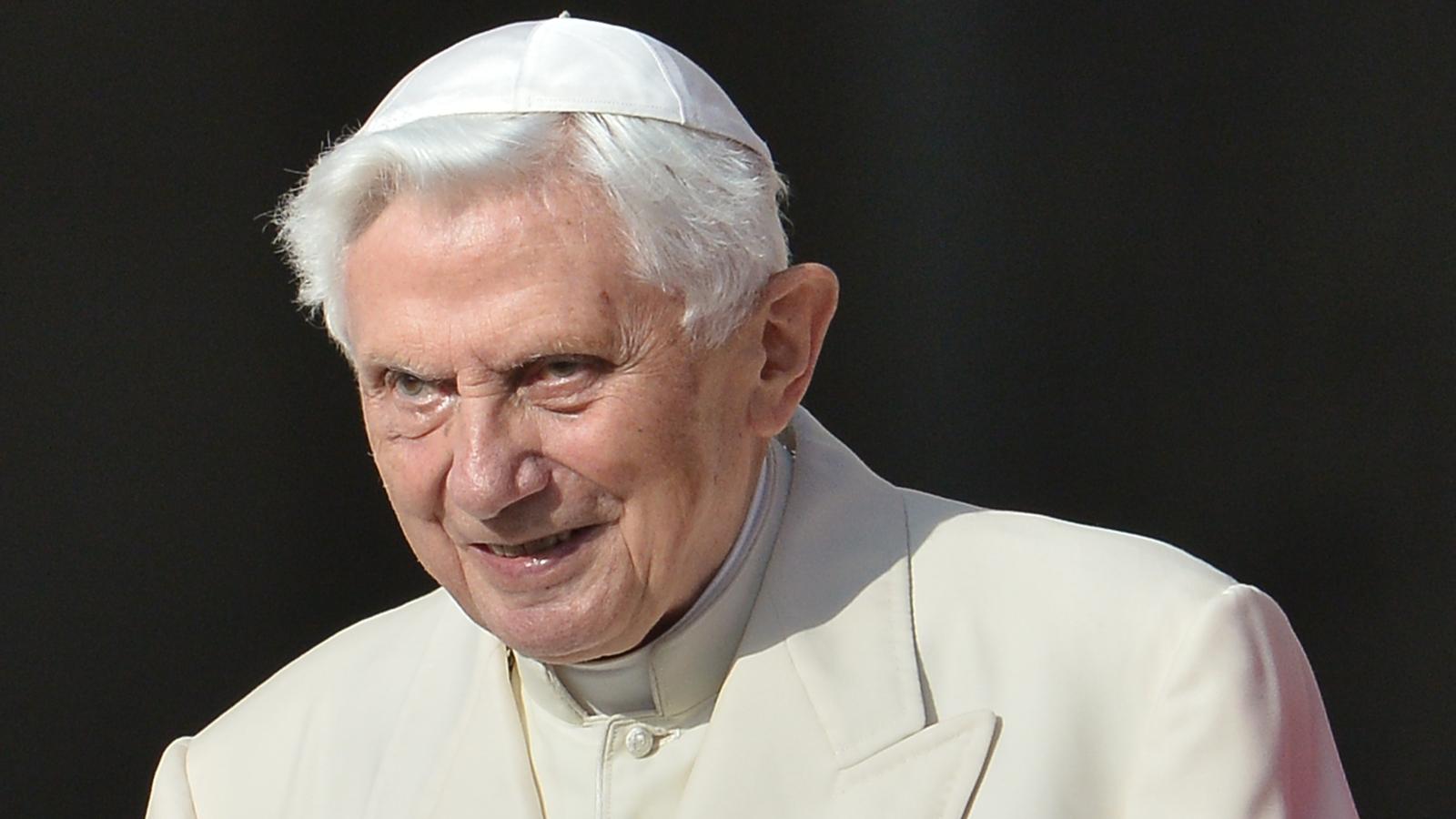 Benedicto XVI pide perdón por los abusos y errores bajo su responsabilidad