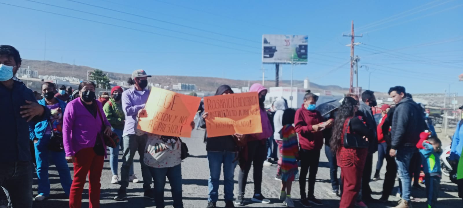 A primeras horas de este 02 de febrero, se registró una manifestación en Periférico Sur y av. de las Torres con cierre del carril norte a sur