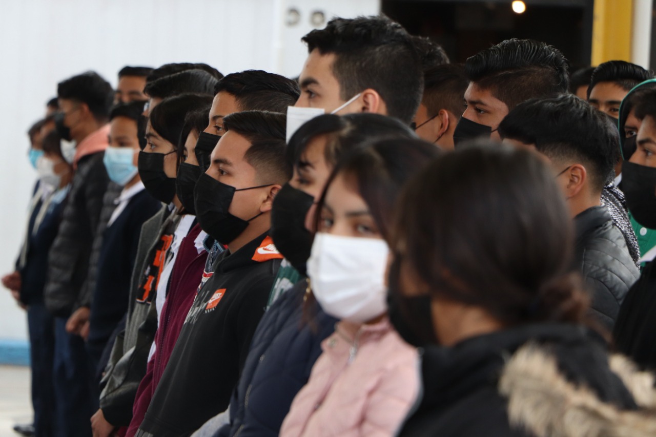 2 mil alumnos de escuelas municipales volvieron a clases presenciales este lunes