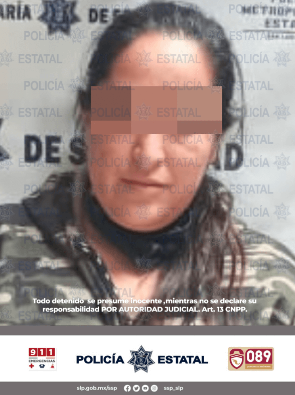 Agentes de la Policía Estatal detuvieron a una mujer que presuntamente tripulaba una camioneta con reporte de robo.  