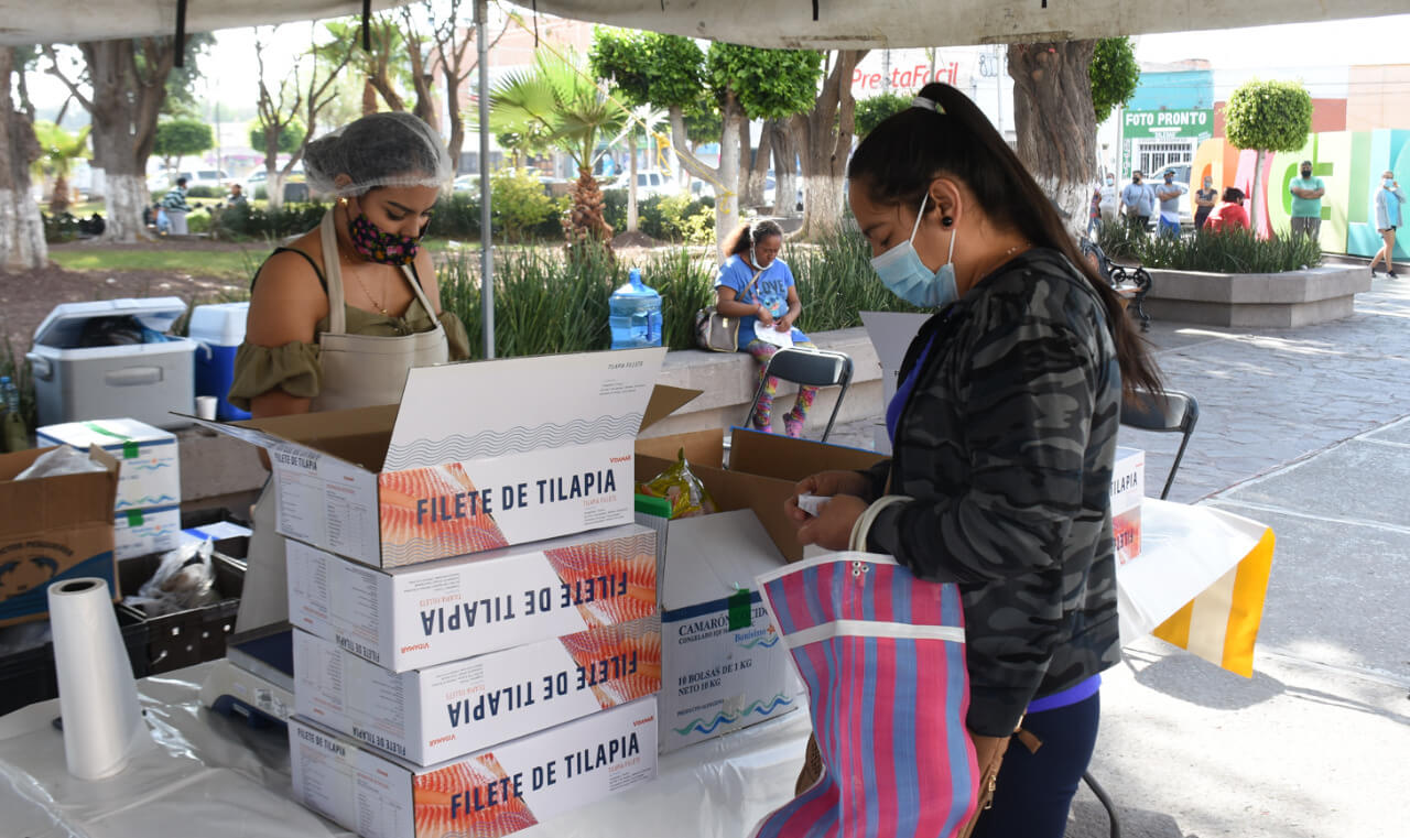 La estrategia de venta está encaminada a coadyuvar en la economía familiar y favorecer la adecuada nutrición entre los habitantes