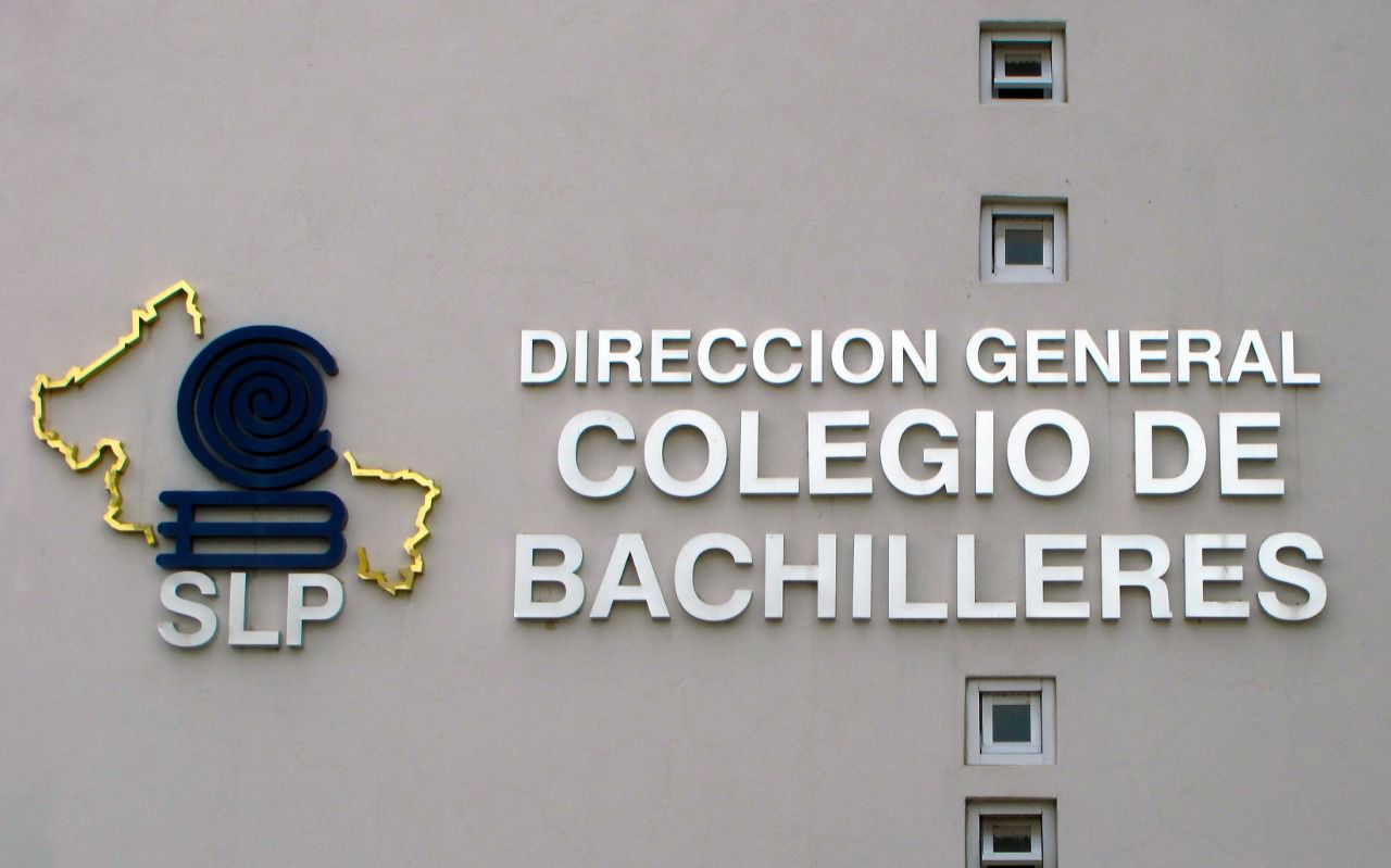 Colegio de Bachilleres respalda denuncias de acoso y retira a docentes involucrados