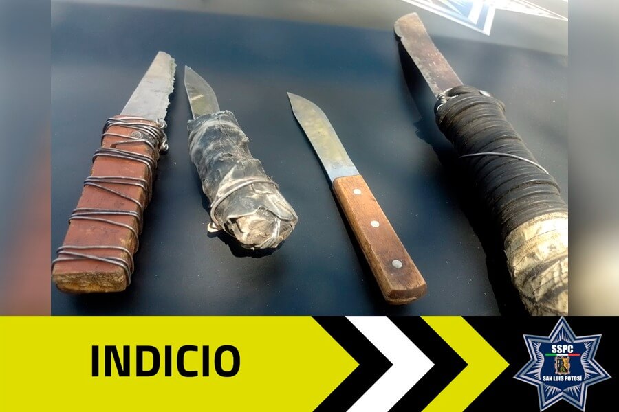SSPC aseguraron a una persona de sexo masculino que fue detectado portando cuatro cuchillos, uno de ellos hasta de 15 cm la hoja