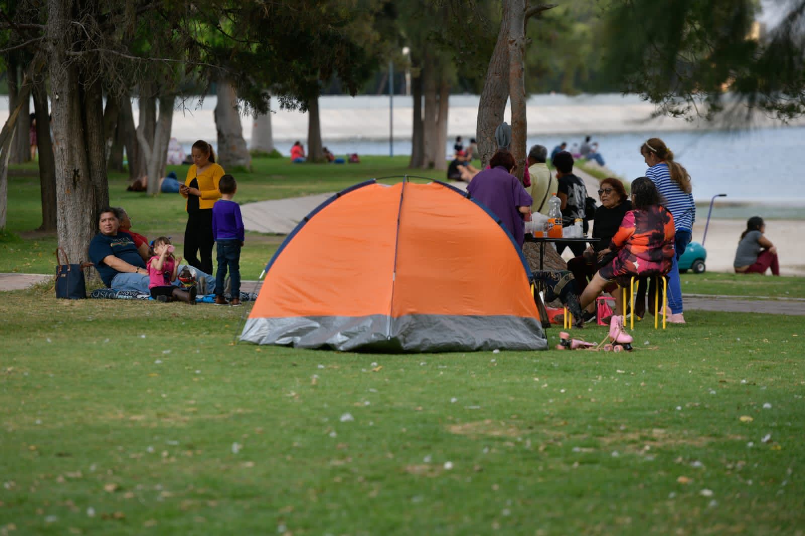 CIENTOS DE FAMILIAS YA DISFRUTAN DE LA REHABILITACIÓN DEL PARQUE TANGAMANGA UNO