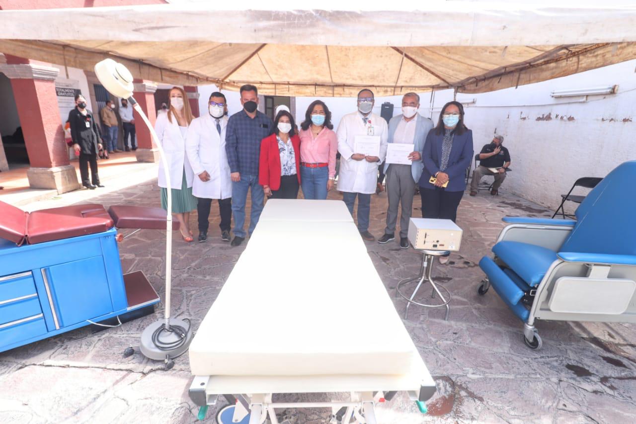 La Bene San Luis dona equipo médico al DIF Municipal