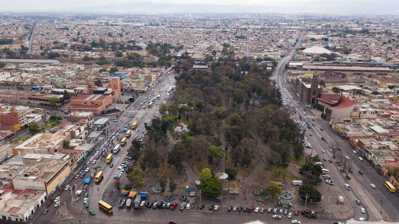 El Gobernador anuncia que por reubicación de comerciantes, las obras iniciarán después de Semana Santa.