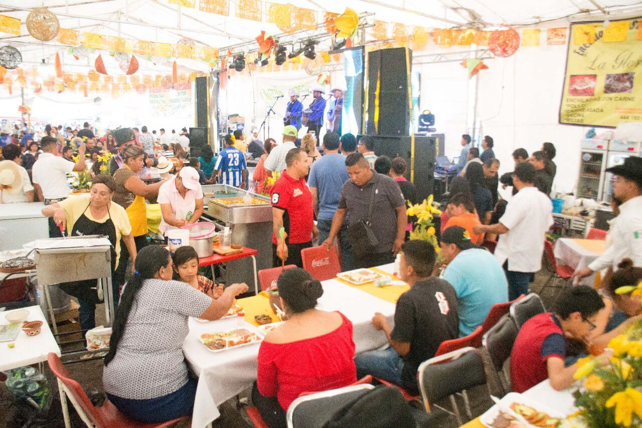 Comerciantes que participarán en la Feria Nacional de la Enchilada en su edición 2022, deberán asistir a una plática informativa