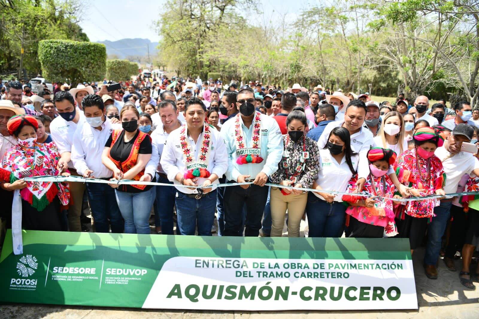Gallardo Cardona, inauguró la pavimentación del camino de acceso a este Pueblo Mágico, con una inversión bipartita de 20 millones de pesos
